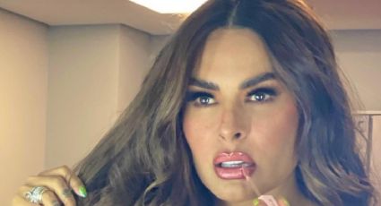 Galilea Montijo se proclama como reina de estilo con vestido con transparencias