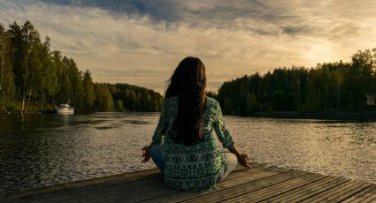 Yoga: las 3 mejores posturas para empezar bien el día