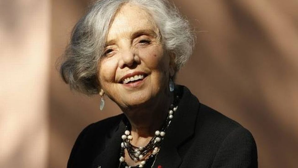 La escritora Elena Poniatowska cuemple 90 años. Fuente: Twitter @Eponiatowska