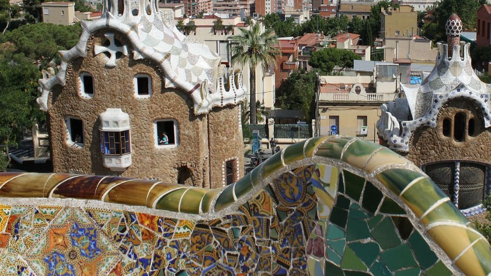 El Parque Güell de Antoni Gaudí. Fuente: Pixabay.