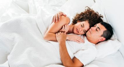 ¿Qué beneficios tienes al dormir con tu pareja?