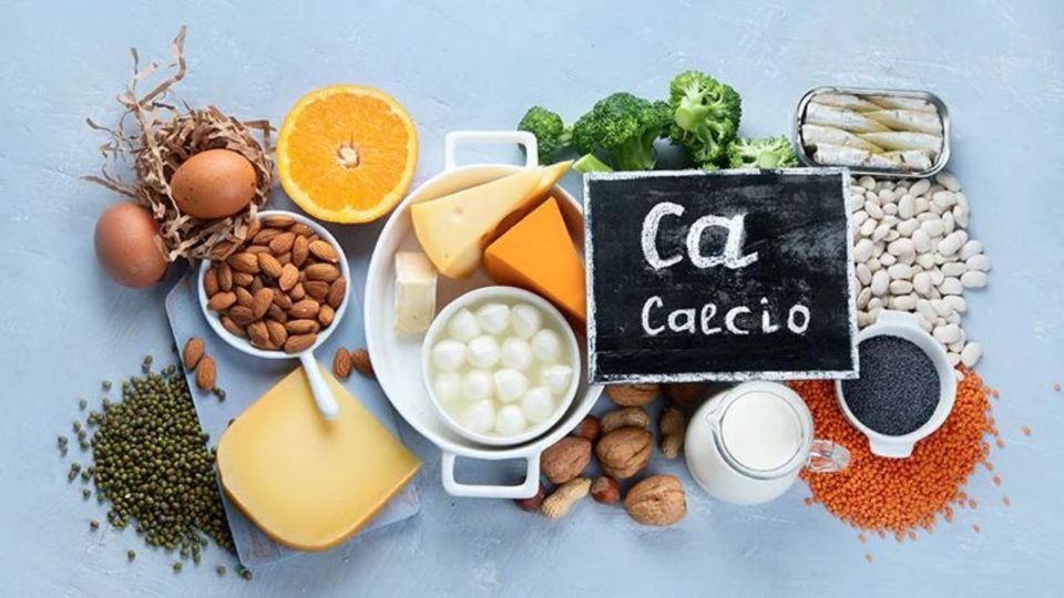 Conoce los alimentos que aportan más calcio a tu cuerpo.