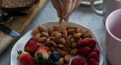 El súper fruto seco que combate tanto el colesterol como la diabetes