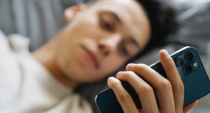 ¿Por qué es peligroso dormir con tu celular?