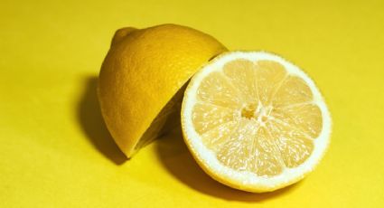 La razón por la que las personas colocan limones en la lavadora